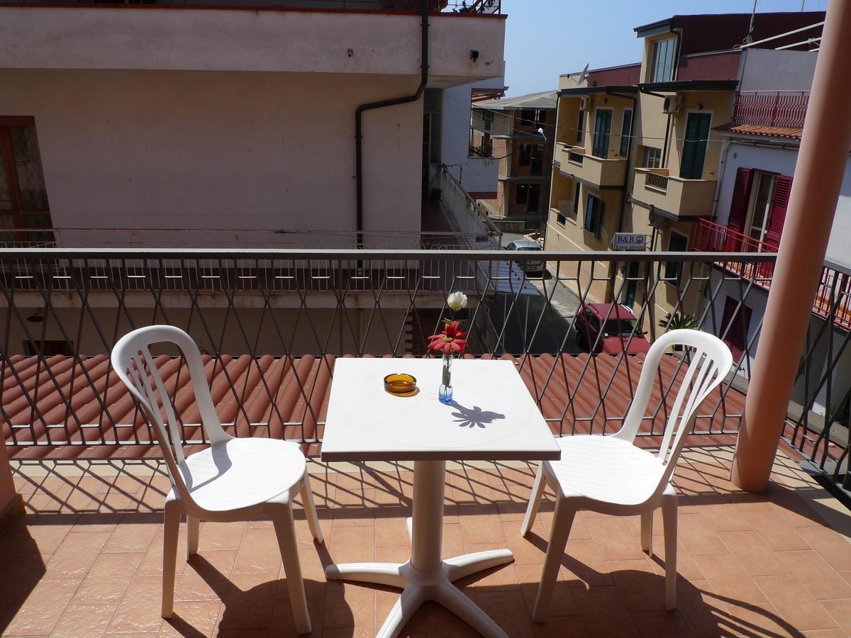 B&B Il Nido Santa Domenica  Buitenkant foto